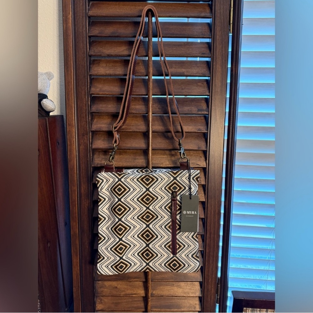 Myra Bag-Canyon Star Conceal Carry - Picture 9 of 13